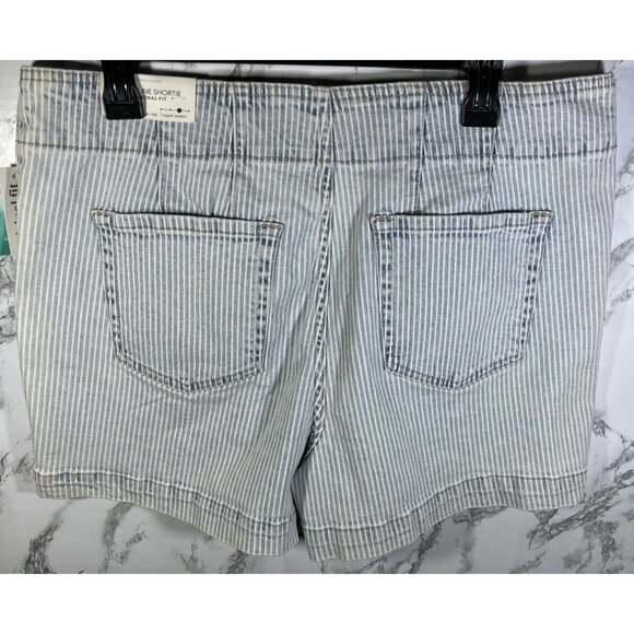 M Jeans By Maurices 3.5" A-Line Shortie High Rise Striped Denim Shorts 14 Regula - Picture 3 of 5